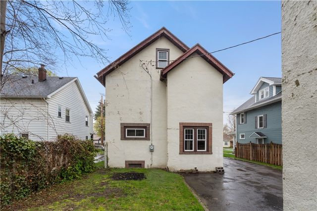 299 Spencer Road, Irondequoit, NY 14609