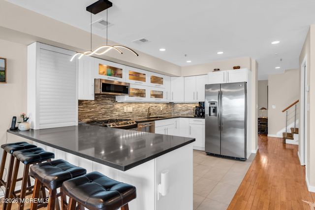 135 First Street 3B, Keyport, NJ 07735