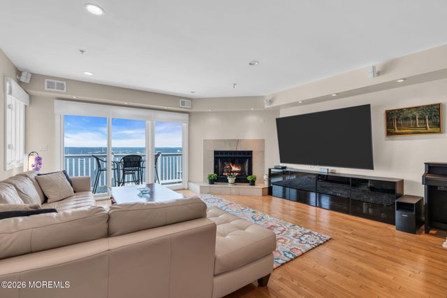 135 First Street 3B, Keyport, NJ 07735