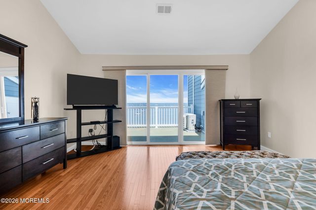 135 First Street 3B, Keyport, NJ 07735