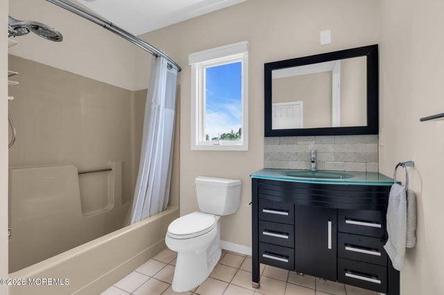 135 First Street 3B, Keyport, NJ 07735