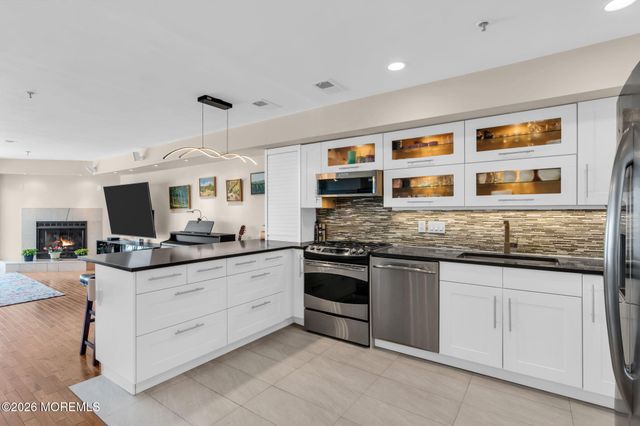 135 First Street 3B, Keyport, NJ 07735
