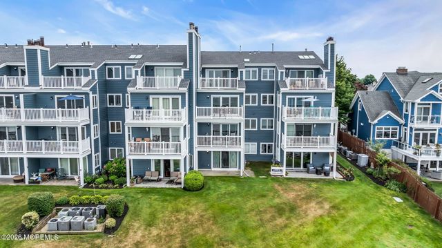 135 First Street 3B, Keyport, NJ 07735