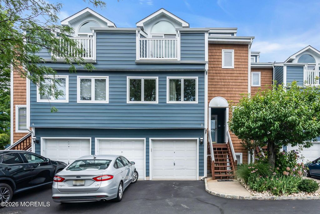 135 First Street 3B, Keyport, NJ 07735