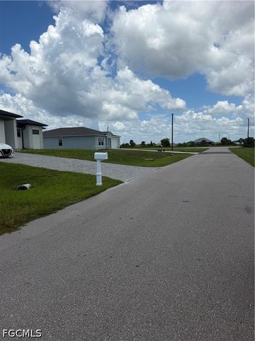 4012 NW 38th LN, Cape Coral, FL 33993