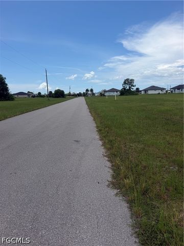 4012 NW 38th LN, Cape Coral, FL 33993