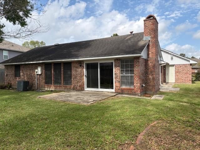 419 S Starboard Street, Crosby, TX 77532