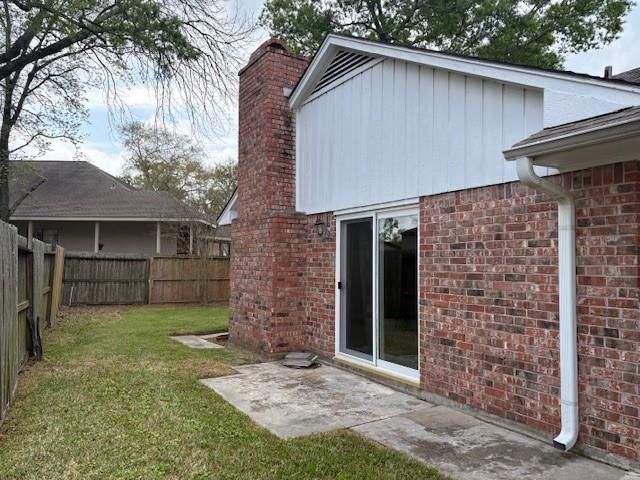 419 S Starboard Street, Crosby, TX 77532