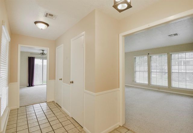 419 S Starboard Street, Crosby, TX 77532