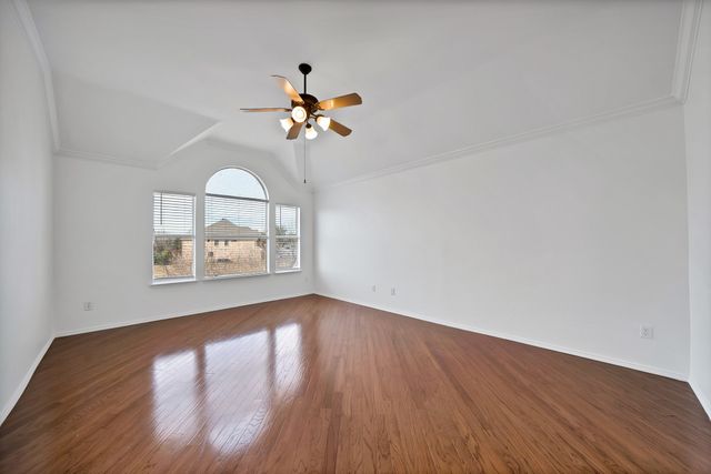 3904 Penny Royal Drive, Fort Worth, TX 76244