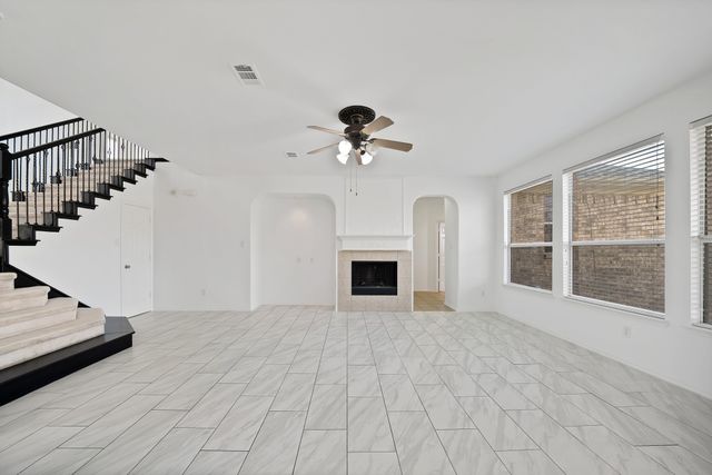 3904 Penny Royal Drive, Fort Worth, TX 76244