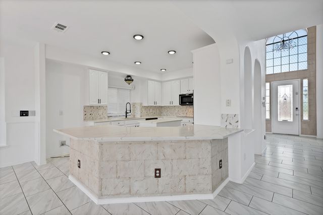 3904 Penny Royal Drive, Fort Worth, TX 76244