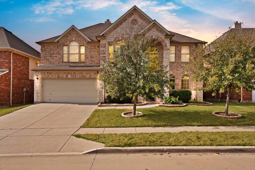 3904 Penny Royal Drive, Fort Worth, TX 76244