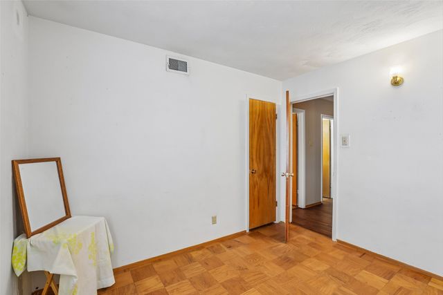 1810 Ridgewood Street, Irving, TX 75062