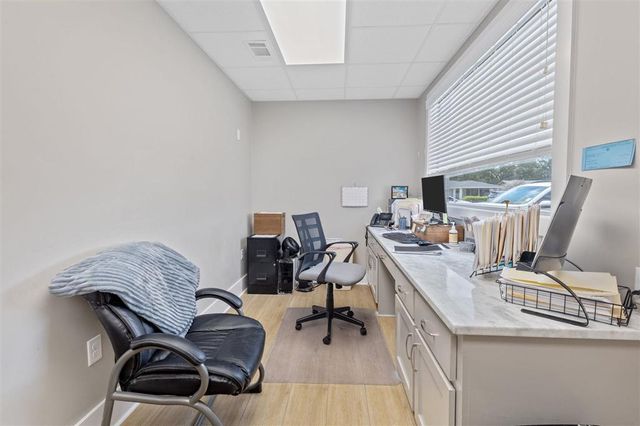 1716 Oak Park Blvd Boulevard, Lake Charles, LA 70601