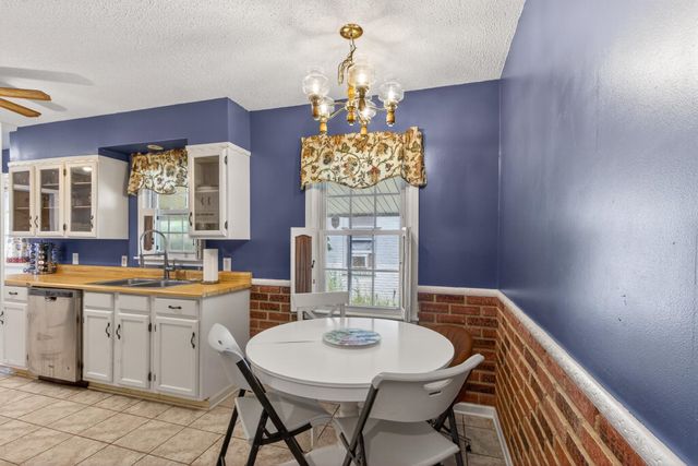 1657 DUKE ST, Memphis, TN 38108
