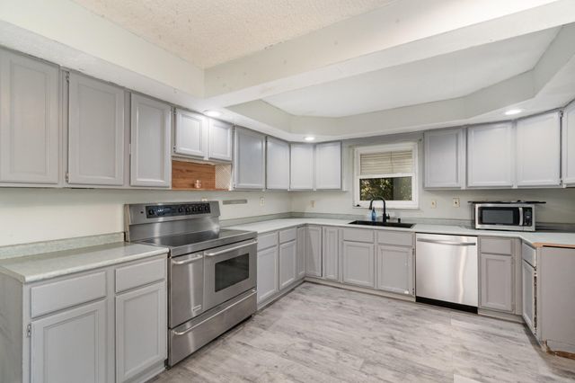 403 Locust Street, Erlanger, KY 41018