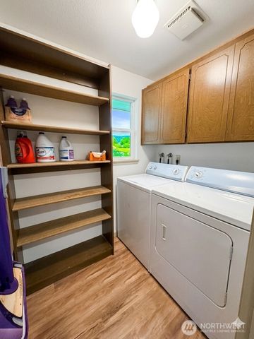 5203 65th Avenue SE, Olympia, WA 98513