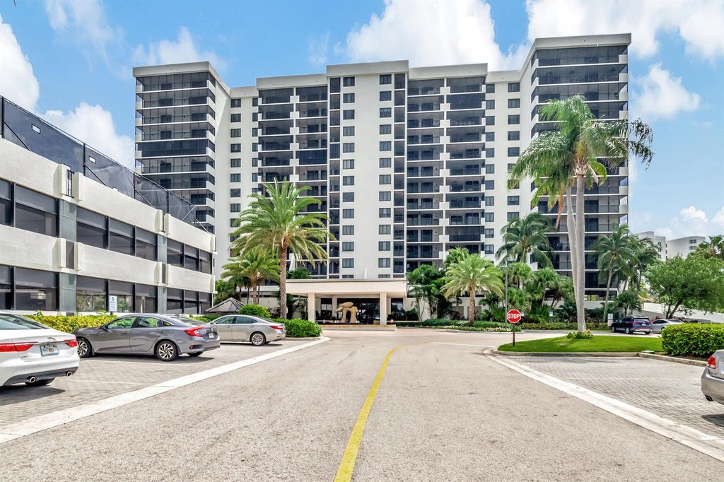 3400 S Ocean Boulevard 6-G, Highland Beach, FL 33487