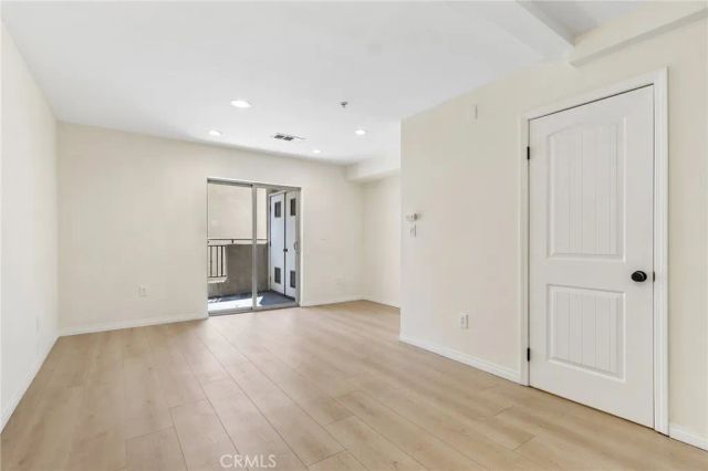 14618 Gilmore Street 16, Van Nuys, CA 91411