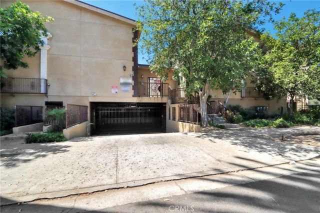 14618 Gilmore Street 16, Van Nuys, CA 91411
