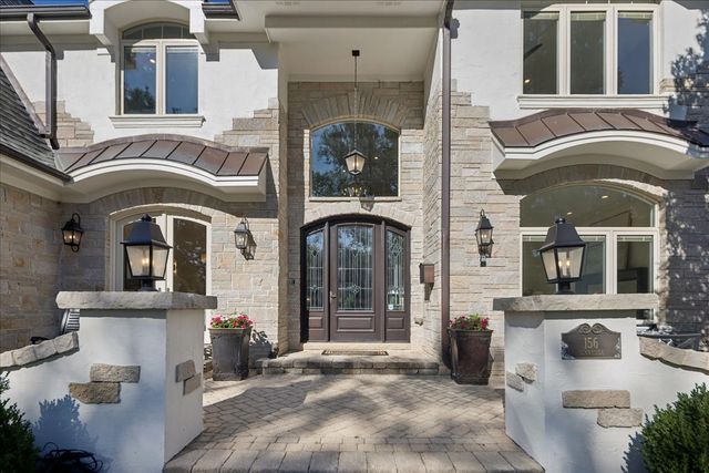 156 Sunnyside Avenue, Elmhurst, IL 60126