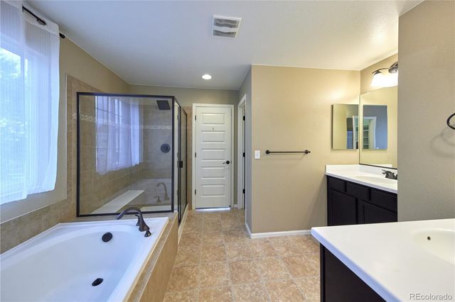25462 E 2nd Place, Aurora, CO 80018