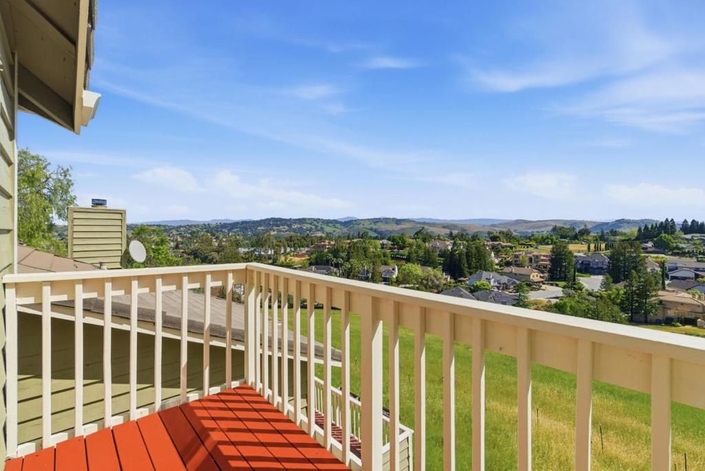 Image 21 of property listing at 1232 Copper Peak Lane, San Jose, CA 95120