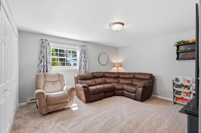 6416 FAIRWAY DR, Black Hawk, SD 57718