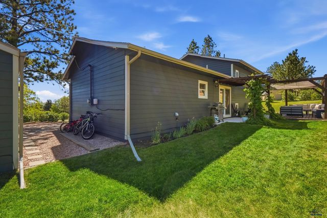 6416 FAIRWAY DR, Black Hawk, SD 57718
