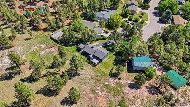 6416 FAIRWAY DR, Black Hawk, SD 57718