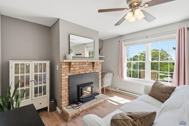 6416 FAIRWAY DR, Black Hawk, SD 57718