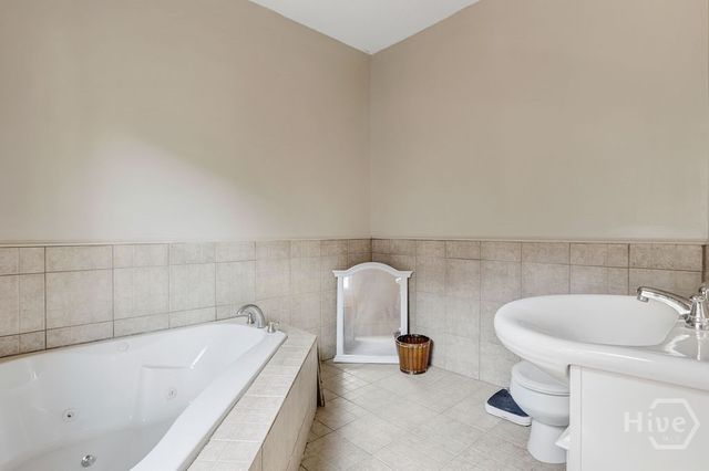 913-917 W 38th Street, Savannah, GA 31401