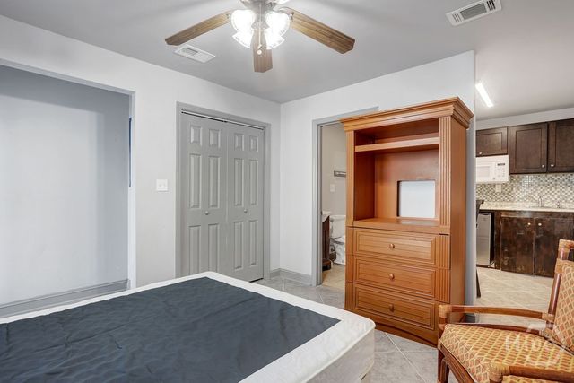 913-917 W 38th Street, Savannah, GA 31401