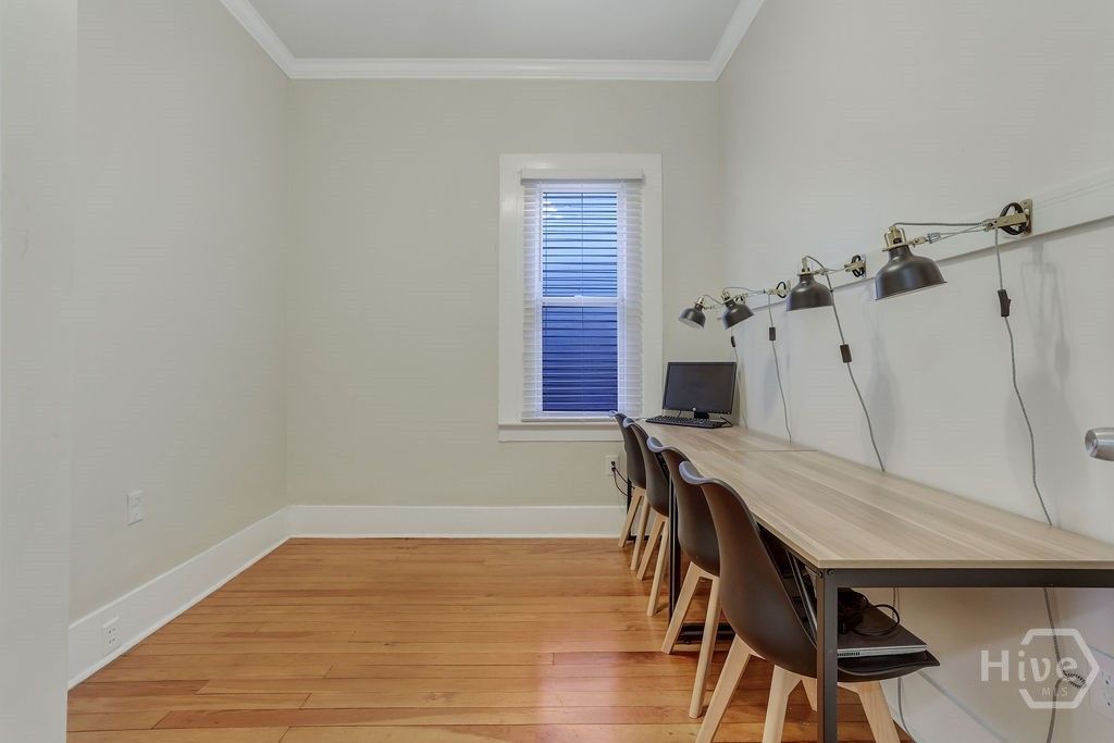 Image 21 of property listing at 913-917 W 38th Street, Savannah, GA 31401