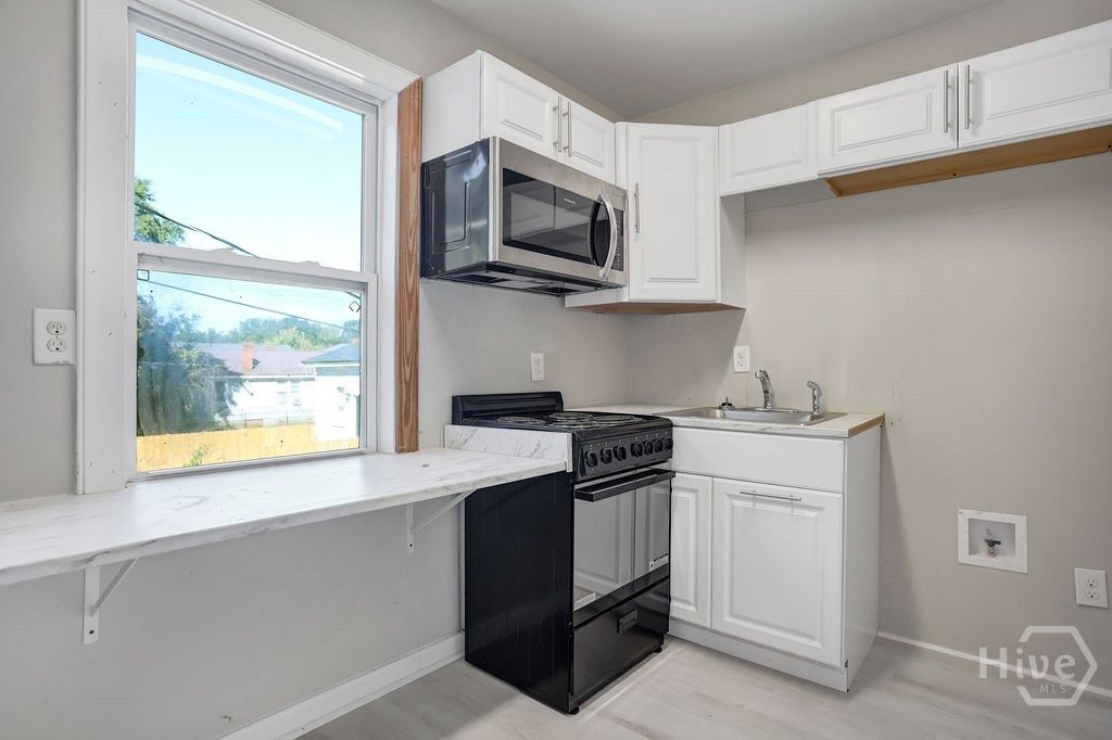 Image 47 of property listing at 913-917 W 38th Street, Savannah, GA 31401