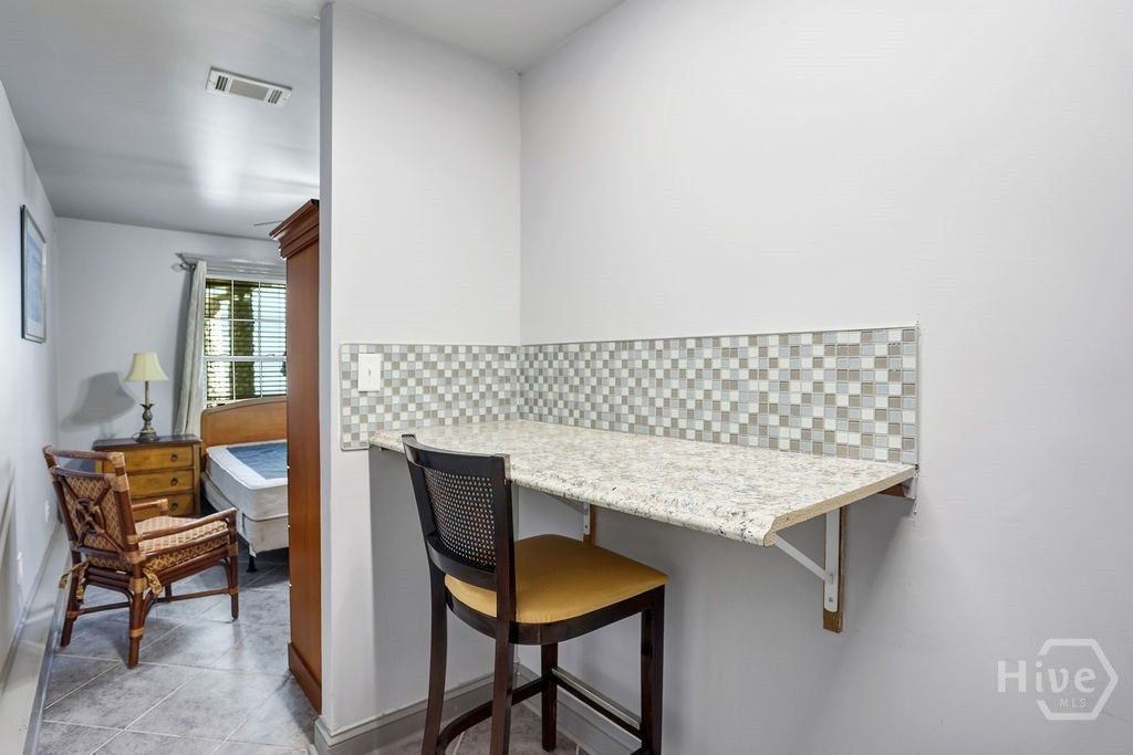 Image 60 of property listing at 913-917 W 38th Street, Savannah, GA 31401