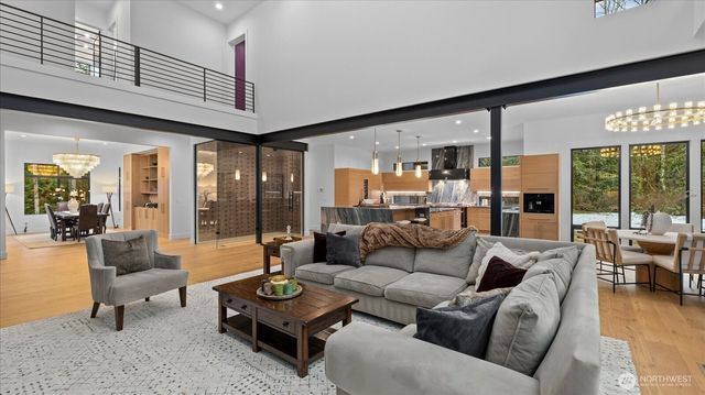 29657 NE 52nd Street, Carnation, WA 98014