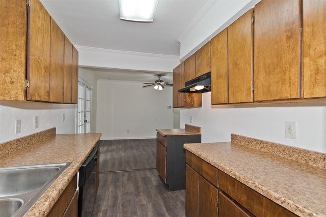 3433 Moon Drive, Mesquite, TX 75150