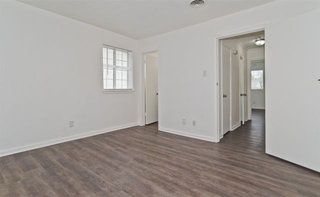 3433 Moon Drive, Mesquite, TX 75150