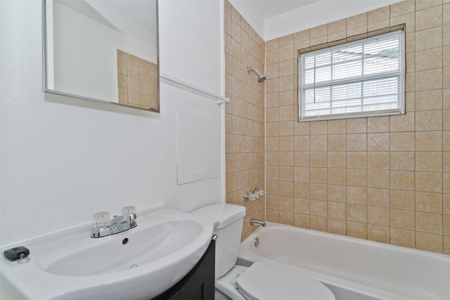 3433 Moon Drive, Mesquite, TX 75150