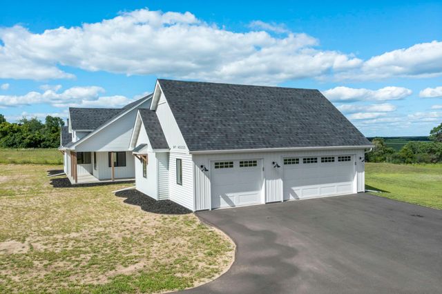 40355 Hemingway Avenue, North Branch, MN 55056