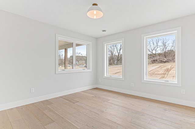40355 Hemingway Avenue, North Branch, MN 55056