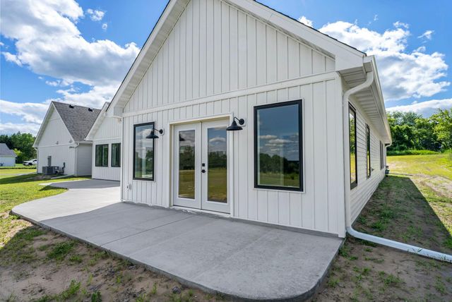 40355 Hemingway Avenue, North Branch, MN 55056