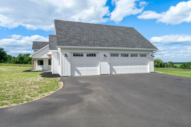 40355 Hemingway Avenue, North Branch, MN 55056