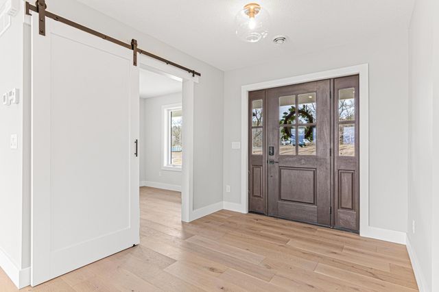 40355 Hemingway Avenue, North Branch, MN 55056