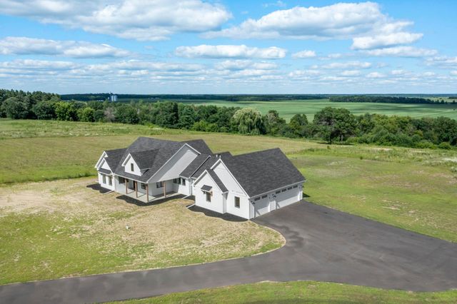40355 Hemingway Avenue, North Branch, MN 55056