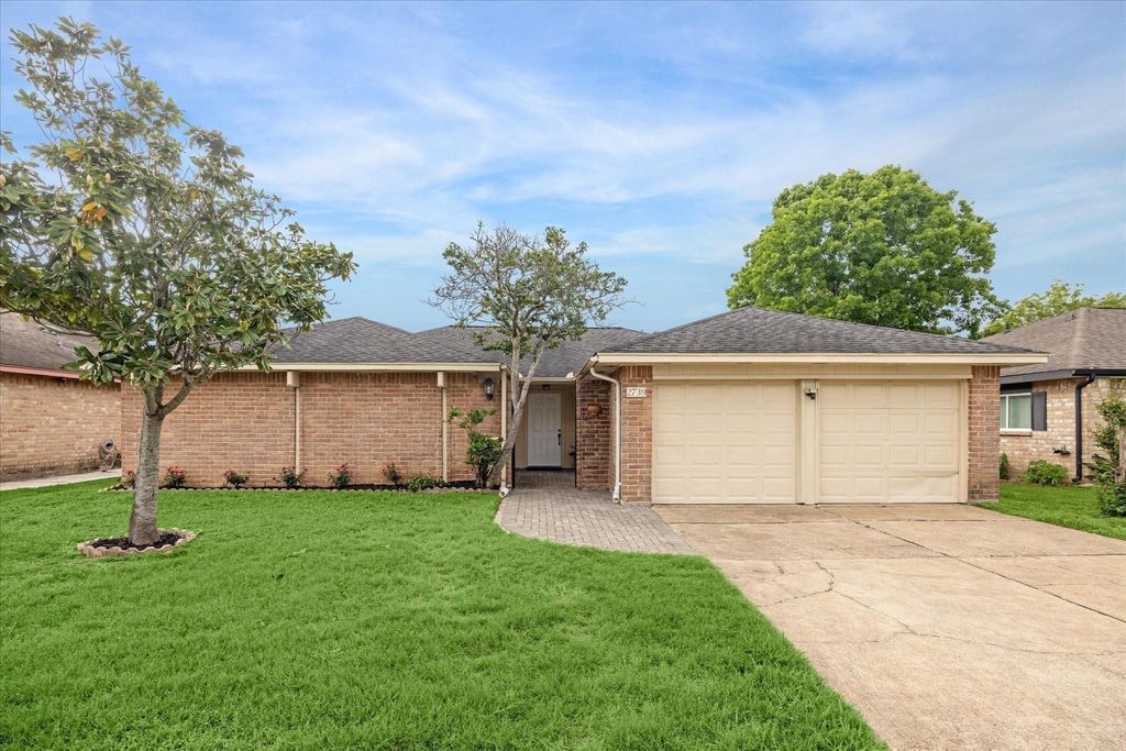 2739 Amaranth Drive, Houston, TX 77084