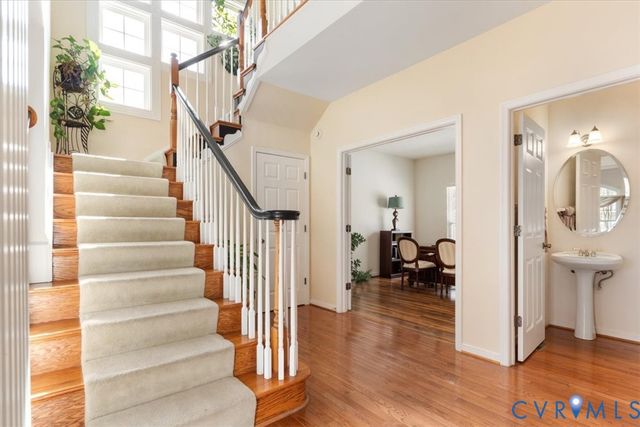 7809 Point Hollow Dr, Richmond, VA 23227