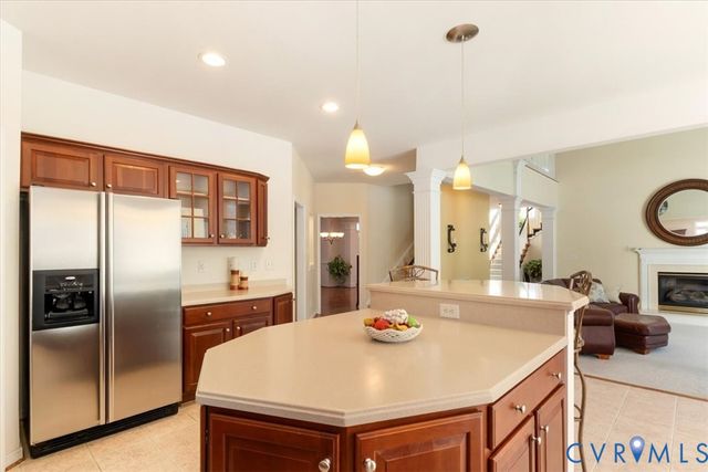 7809 Point Hollow Dr, Richmond, VA 23227